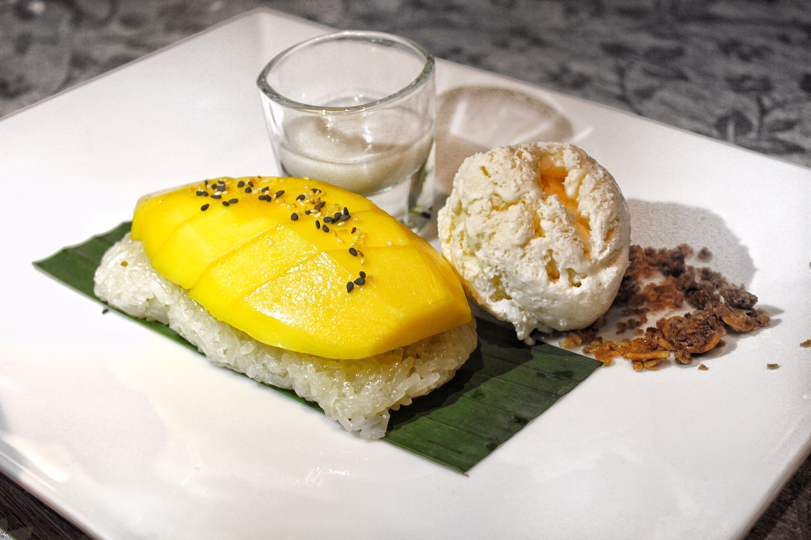 private-dining-phuket-marriott-resort-and-spa-nai-yang-beach-dessert