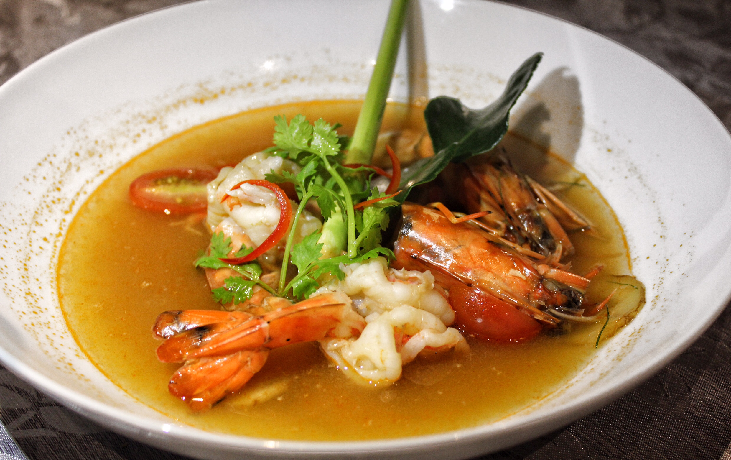 private-dining-phuket-marriott-resort-and-spa-nai-yang-beach-soup