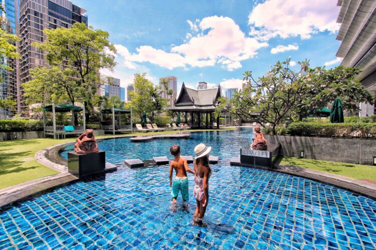 THE ATHENEE HOTEL, BANGKOK
