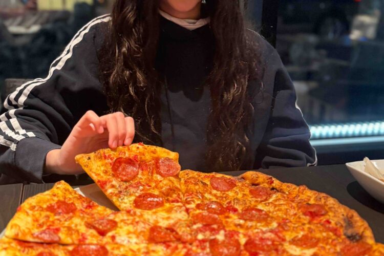 NY Pizza and Wings by Phoenix at Wyndham Garden Sapporo Odori